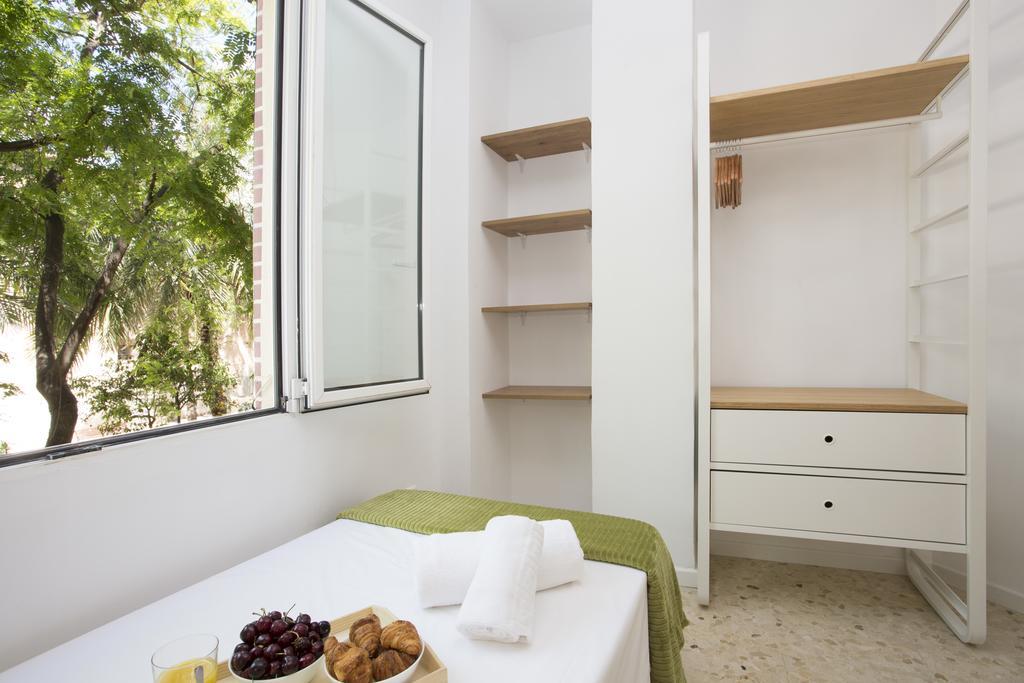 Singularstays Plaza Del Carmen Valencia Exterior foto